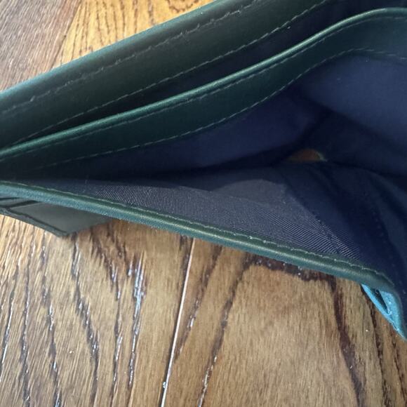 Polo Ralph Lauren Bifold Billfold Wallet Green Leather Preppy Bear Jacket - Picture 9 of 13